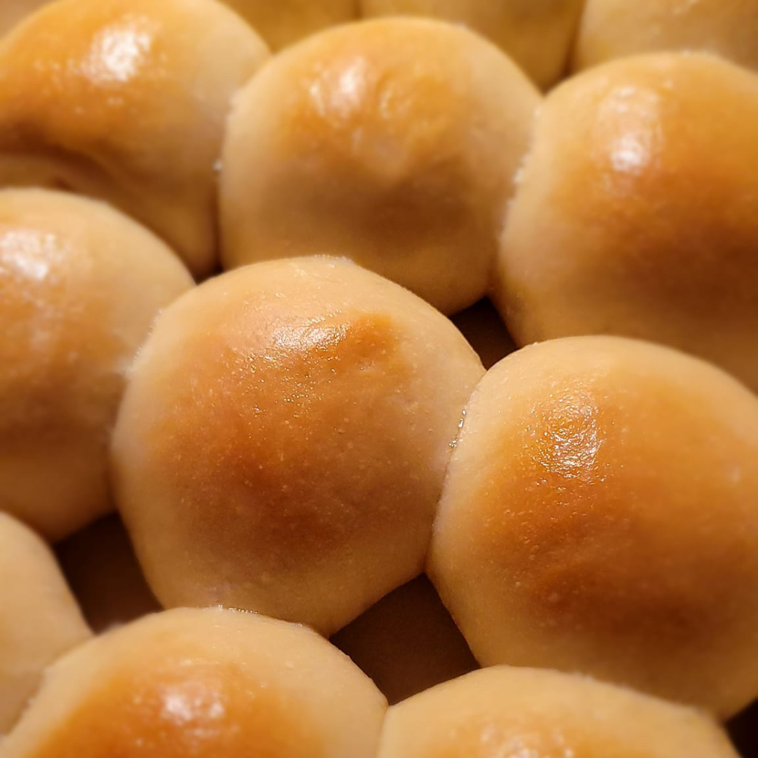 Dinner Rolls (Dozen)